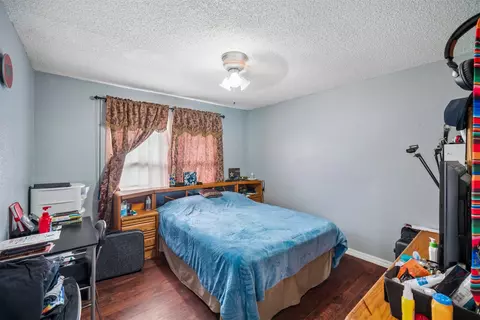 Bedroom - 11913 E 38th Pl, Tulsa, OK 74146 photo 1 of 3
