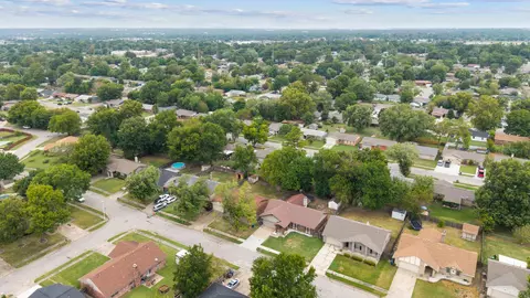 View/Area - 11913 E 38th Pl, Tulsa, OK 74146 photo 3 of 4