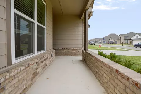 Exterior - 12026 E 106th Pl N, Owasso, OK 74055 photo 4 of 6