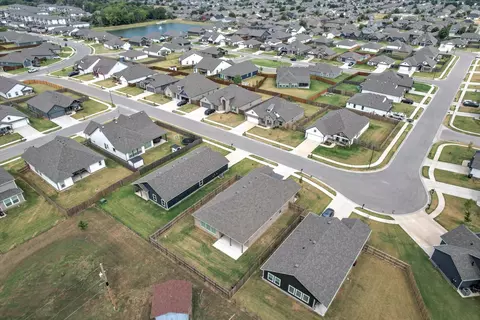 View/Area - 12026 E 106th Pl N, Owasso, OK 74055 photo 4 of 5