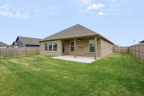 Exterior - 12026 E 106th Pl N, Owasso, OK 74055 photo 5 of 6