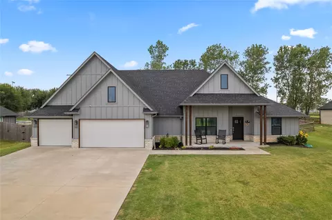 2429 W Union St, Collinsville, OK 74021