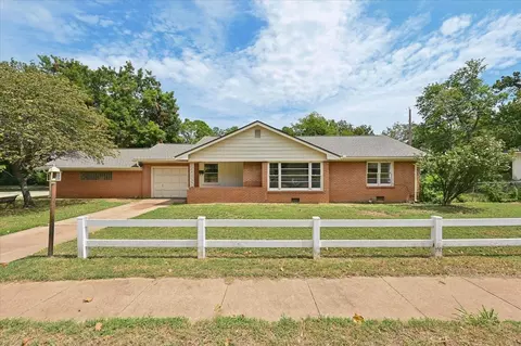 1523 N Washington St, Stillwater, OK 74075