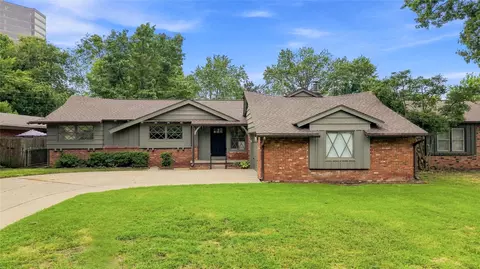 4326 E 60th Pl, Tulsa, OK 74135
