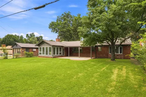 Exterior - 4326 E 60th Pl, Tulsa, OK 74135 photo 7 of 8