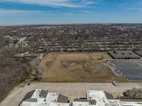 SE Adams Road, Bartlesville, OK 74006