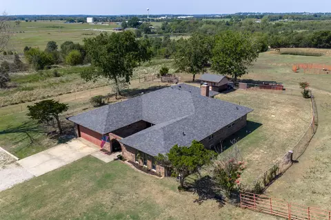 108159 Highway 56, Okemah, OK 74859
