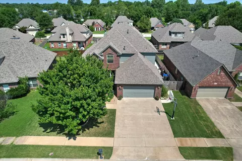 View/Area - 1300 E Canton St, Broken Arrow, OK 74012 photo 1 of 7