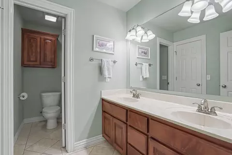 Bath - 1300 E Canton St, Broken Arrow, OK 74012 photo 5 of 5