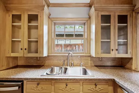 Kitchen - 2120 E 18th St, Tulsa, OK 74104 photo 4 of 8