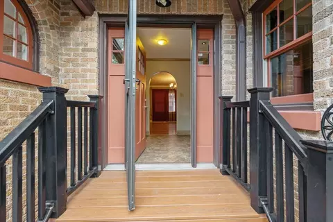Entry Way - 2120 E 18th St, Tulsa, OK 74104 photo 2 of 7