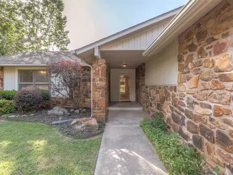 6820 S 32nd West Ave, Tulsa, OK 74132