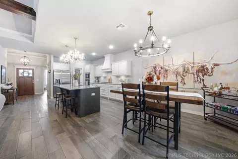 Other - 205 N Phillips St, Skiatook, OK 74070 photo 2 of 5
