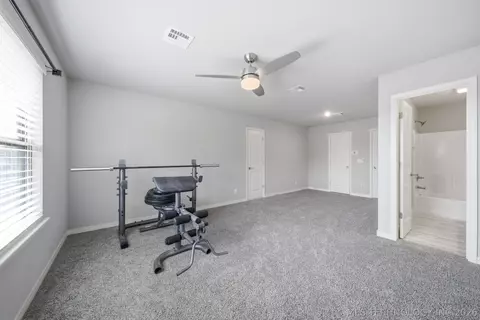 Bedroom - 205 N Phillips St, Skiatook, OK 74070 photo 6 of 6
