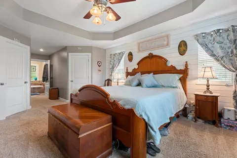 Bedroom - 12348 E 389 Rd, Jay, OK 74346 photo 2 of 3