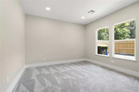 Bedroom - 522 N Hope St, Ada, OK 74820 photo 2 of 2