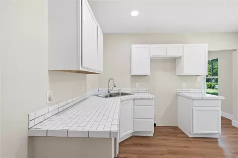 Kitchen - 522 N Hope St, Ada, OK 74820 photo 1 of 1