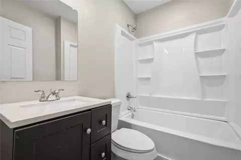 Bath - 522 N Hope St, Ada, OK 74820 photo 3 of 3