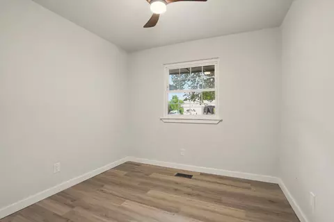Bedroom - 706 E Ave, Jenks, OK 74037 photo 7 of 8