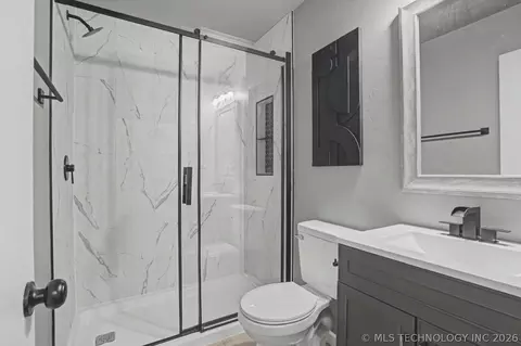 Bath - 8943 E Marshall Pl, Tulsa, OK 74115 photo 1 of 2