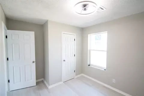 Bedroom - 16420 E 3rd St, Tulsa, OK 74108 photo 1 of 3