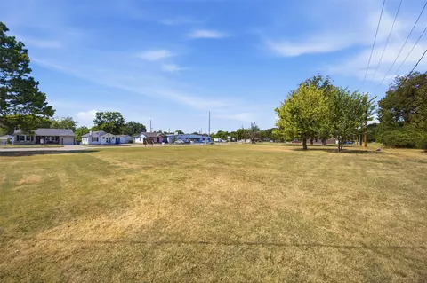 903 E Wyandotte Ave, Mcalester, OK 74501