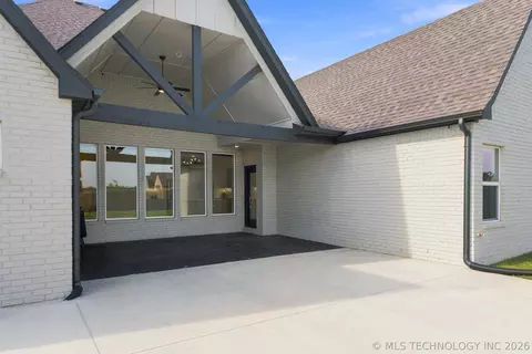 Other - 2973 E 146th St, Bixby, OK 74008 photo 8 of 9
