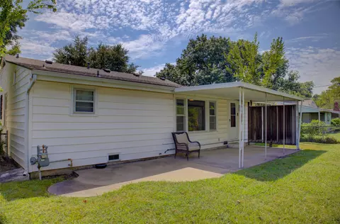 Exterior - 3915 E 34th St, Tulsa, OK 74135 photo 6 of 12