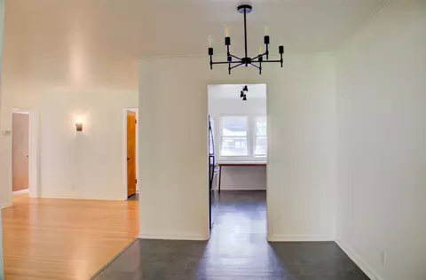 Dining - 3915 E 34th St, Tulsa, OK 74135 photo 3 of 3
