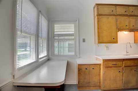 Kitchen - 3915 E 34th St, Tulsa, OK 74135 photo 6 of 6