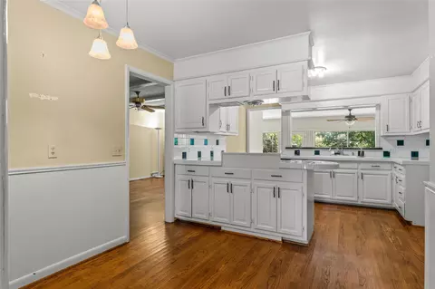 Kitchen - 4164 E 43rd St, Tulsa, OK 74135 photo 1 of 5