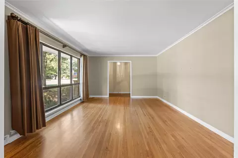 Living - 4164 E 43rd St, Tulsa, OK 74135 photo 4 of 10