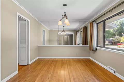Living - 4164 E 43rd St, Tulsa, OK 74135 photo 5 of 10