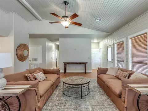 Living - 1656 Mcnally Rd, Eufaula, OK 74432 photo 6 of 7
