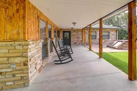 Exterior - 1656 Mcnally Rd, Eufaula, OK 74432 photo 5 of 14