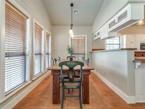 Dining - 1656 Mcnally Rd, Eufaula, OK 74432 photo 3 of 3