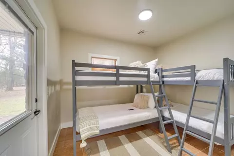 Bedroom - 1656 Mcnally Rd, Eufaula, OK 74432 photo 10 of 11