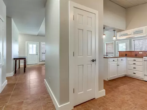 Entry Way - 1656 Mcnally Rd, Eufaula, OK 74432 photo 1 of 1