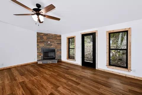 Living - 23507 E Riverview Dr, Cookson, OK 74427 photo 1 of 6