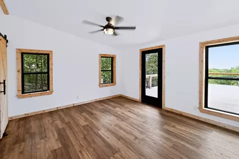 Bedroom - 23507 E Riverview Dr, Cookson, OK 74427 photo 1 of 3