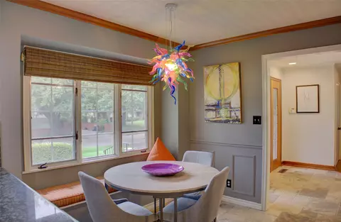 Dining - 2879 E 34th St, Tulsa, OK 74105 photo 4 of 4