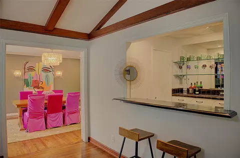 Dining - 2879 E 34th St, Tulsa, OK 74105 photo 1 of 4