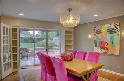 Dining - 2879 E 34th St, Tulsa, OK 74105 photo 2 of 4