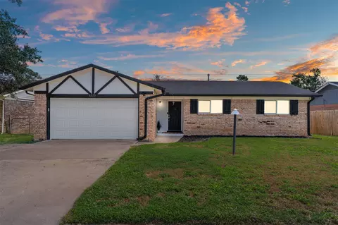 4819 S Spruce Dr, Sand Springs, OK 74063