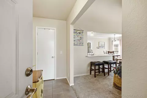 Entry Way - 474 E 142nd Pl, Glenpool, OK 74033 photo 1 of 1