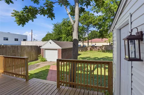 Exterior - 1628 S Victor Ave, Tulsa, OK 74104 photo 5 of 5