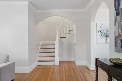 Entry Way - 1628 S Victor Ave, Tulsa, OK 74104 photo 2 of 5