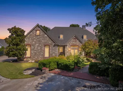 10153 S Maplewood Ave, Tulsa, OK 74137