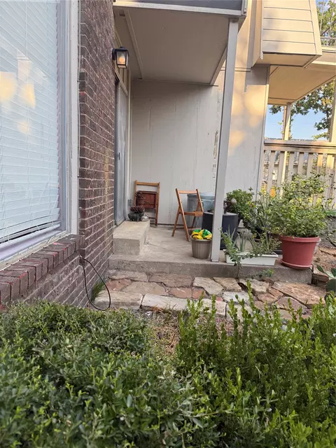 Exterior - Undisclosed, Tulsa, OK 74136 photo 6 of 13