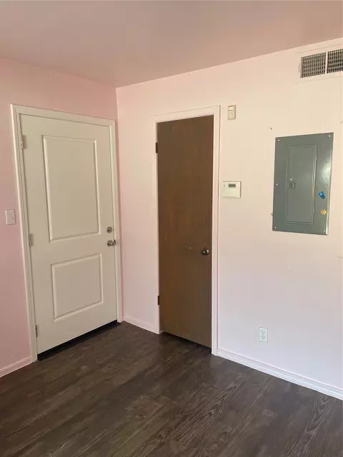 Bedroom - 4830 E 68th Street 144, Tulsa, OK 74136 photo 1 of 3